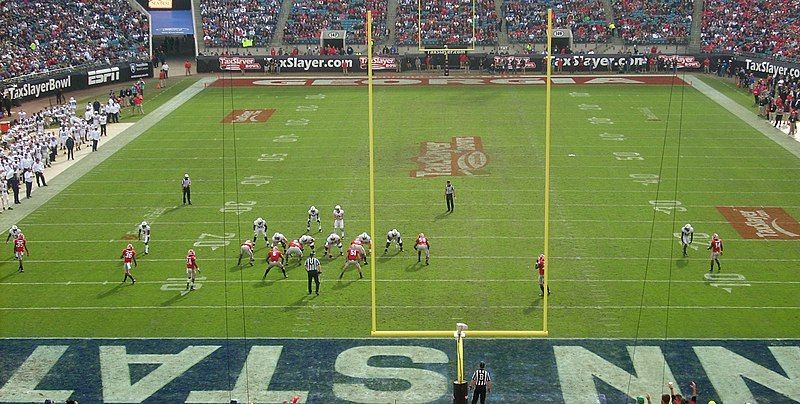 File:2016 Taxslayer Bowl.jpg