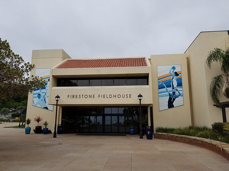 File:Firestone Fieldhouse (Pepperdine).jpg