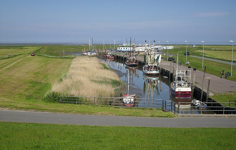 File:Hafen von Spieka-Neufeld.jpg