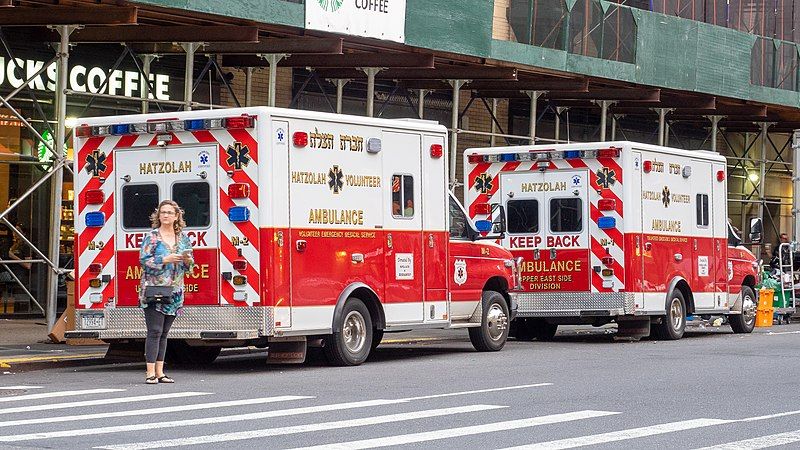 File:Hatzolah Ambulances (48236940816).jpg