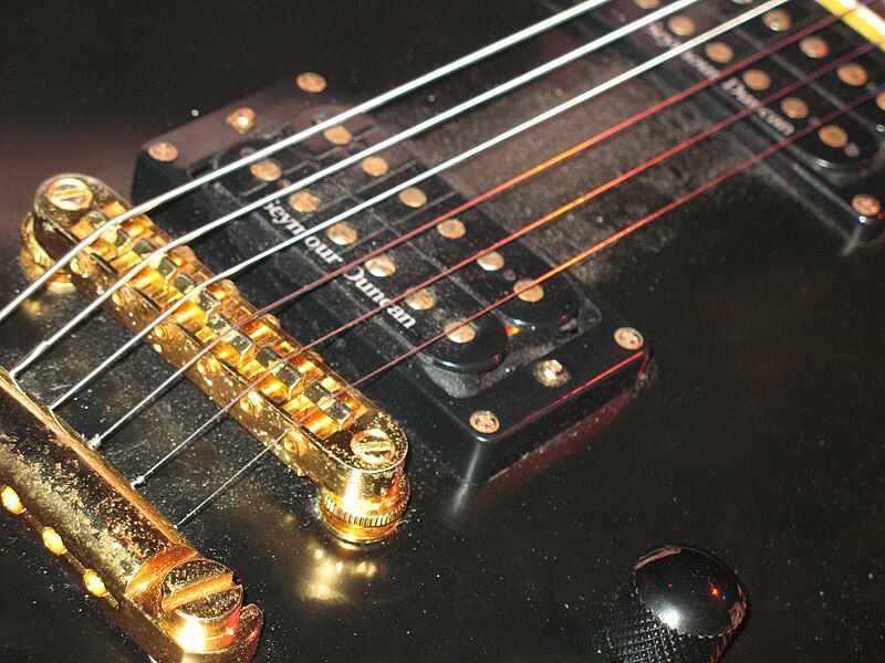 File:Jasanguitarcloseup.JPG