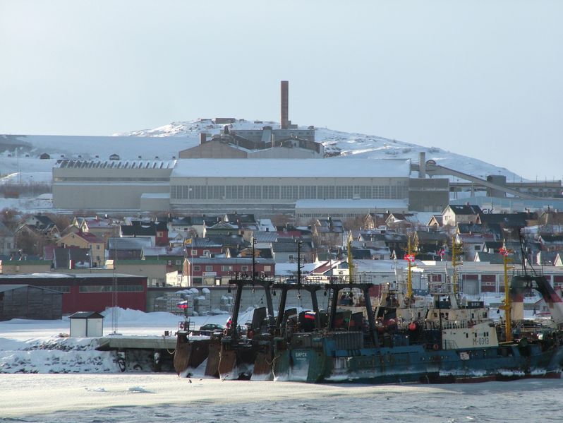 File:Kirkenes Hafen.jpg