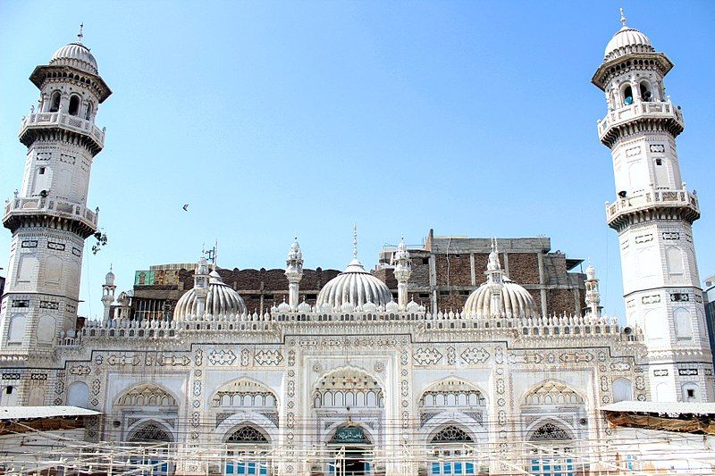 File:Masjid Muhabat Khan.jpg