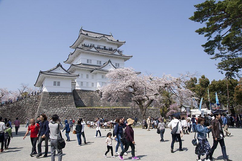 File:Odawara Castle 01.jpg