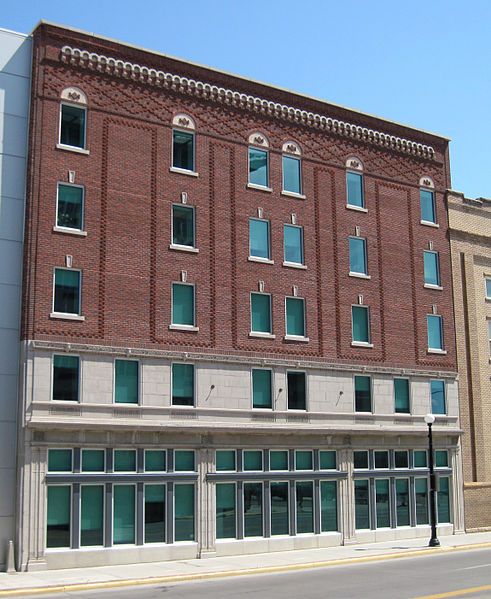 File:Townsend Hotel,Casper WY.JPG