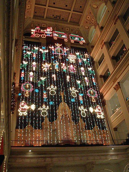 File:Wanamaker xmas lights.jpg