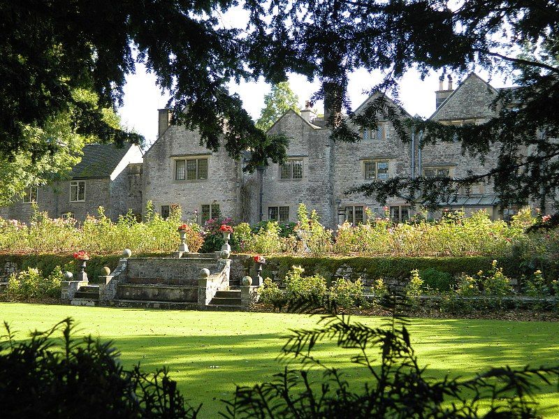 File:Bradbourne Hall Geograph-3162963-by-Rob-Howl.jpg