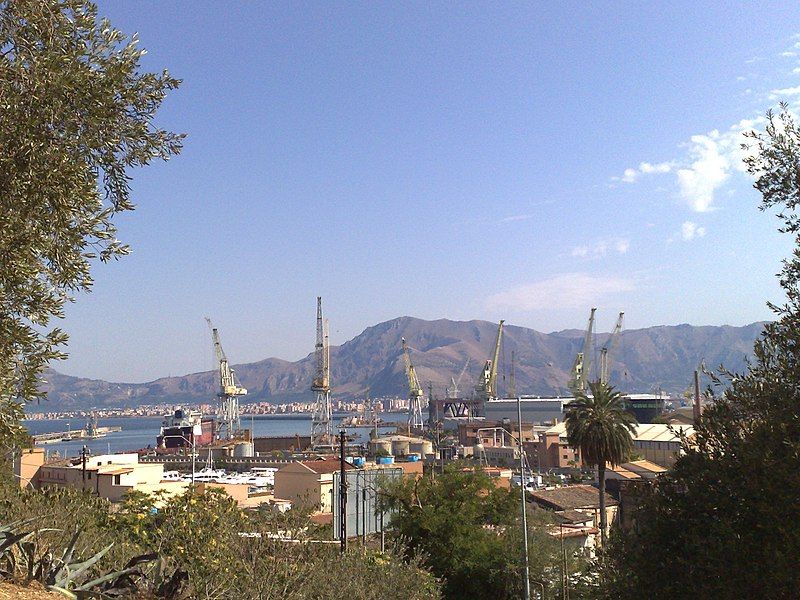 File:Cantieri navali palermo.jpg