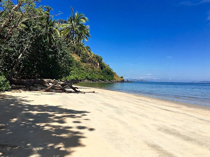 File:Dongalong Beach, Kokotuku.jpg