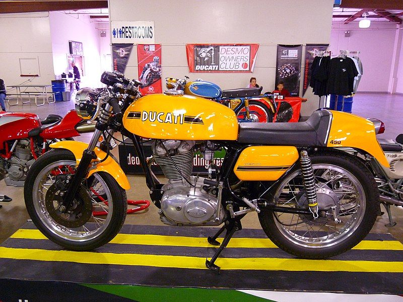 File:Ducati 450 Desmo.jpg