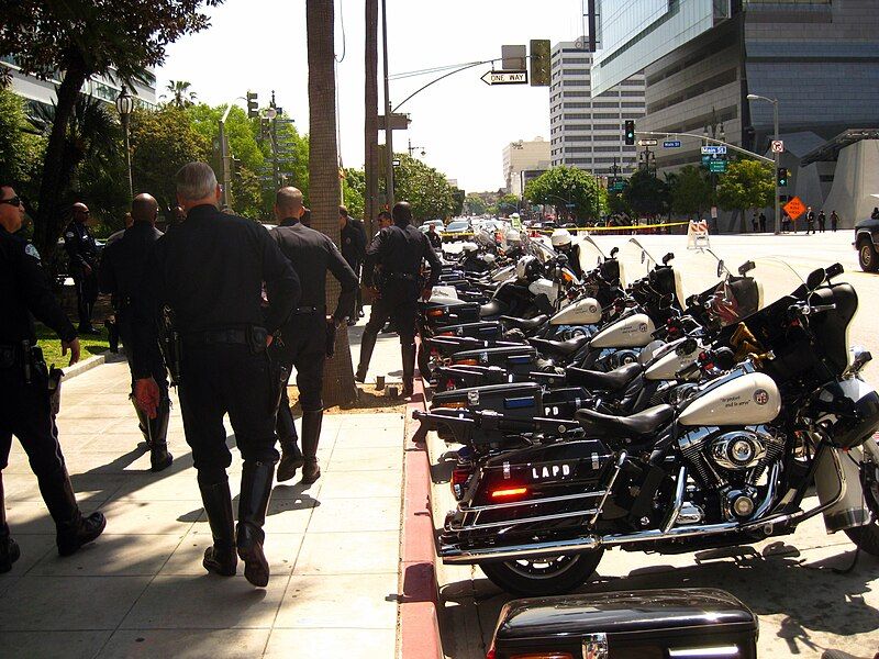 File:LAPD motorcycles.jpg