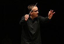 Marc Taddei conducting Orchestra Wellington, 2007