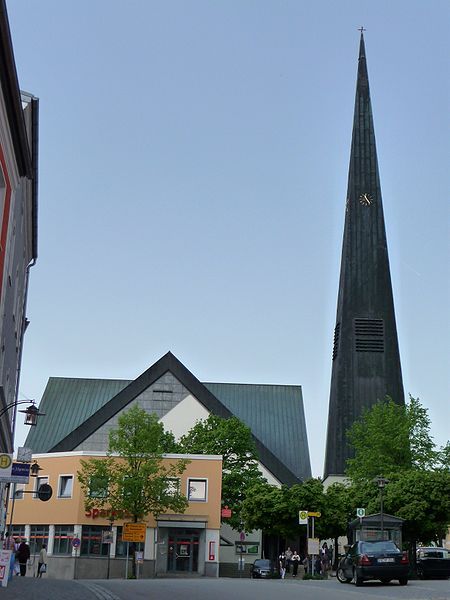 File:Pfarrkirche Wegscheid.JPG