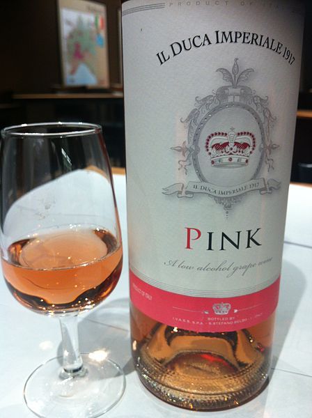 File:Pink moscato Asti.jpg