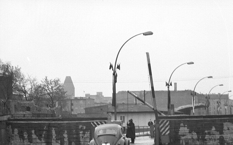 File:Potsdammerplatz 1962.jpg