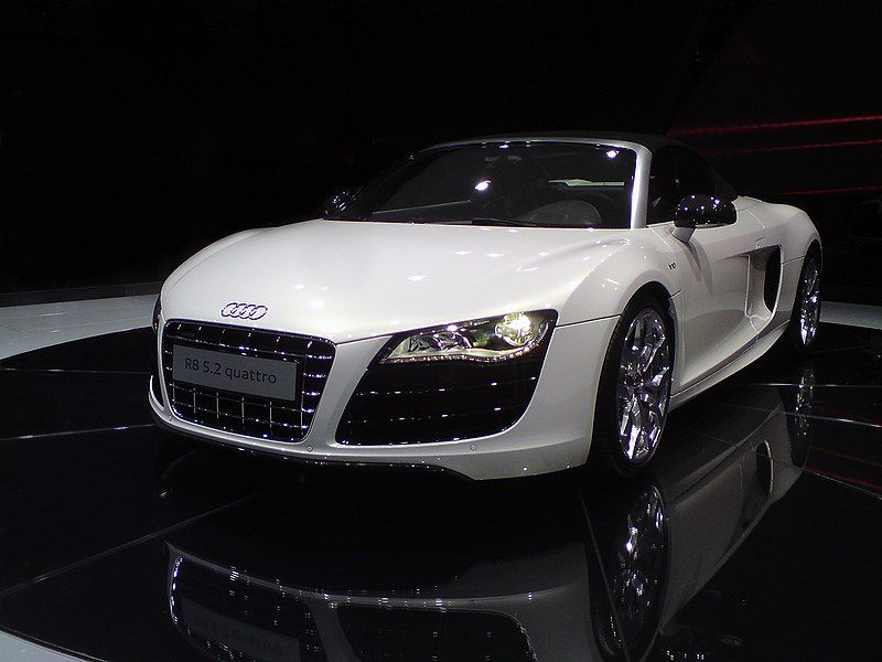 File:R8 Spyder.jpg