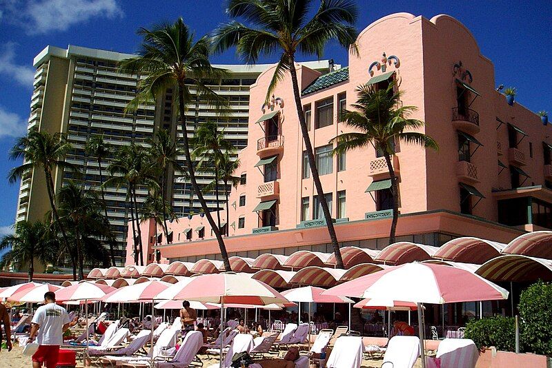 File:Royal Hawaiian Hotel.jpg