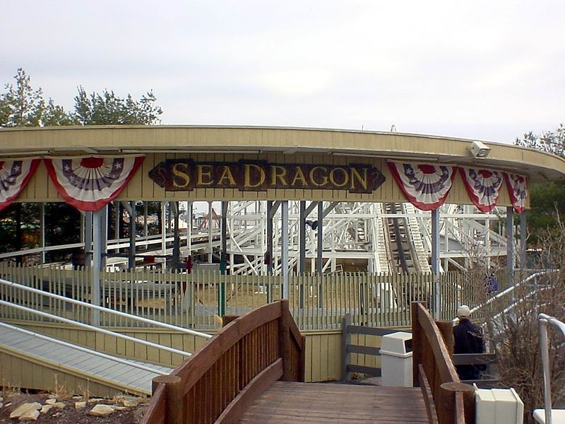 File:SeaDragonRide.JPG