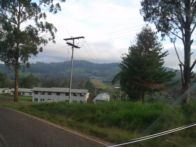 File:Aiyura Valley.JPG