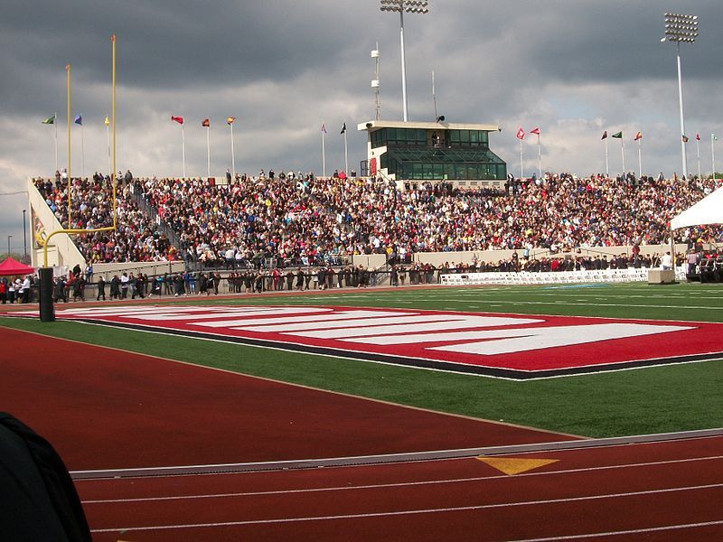 File:Calustadiumfromfield.jpg