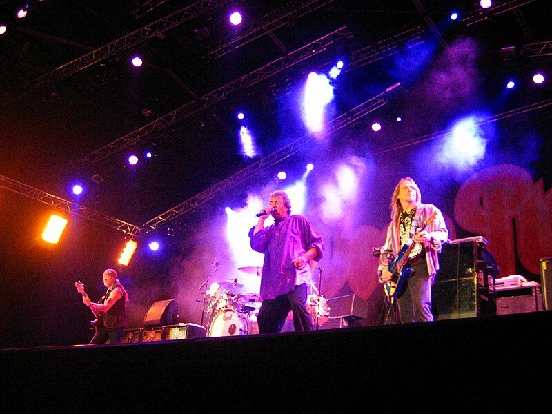 File:Deep purple 2004.jpg