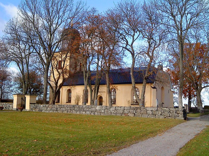 File:Harakers kyrka ext-01.jpg