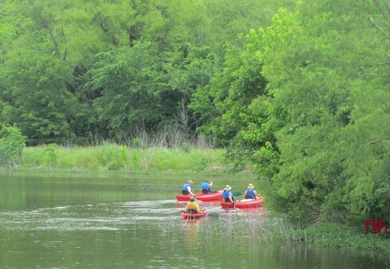 File:HeardCanoeing1.jpg