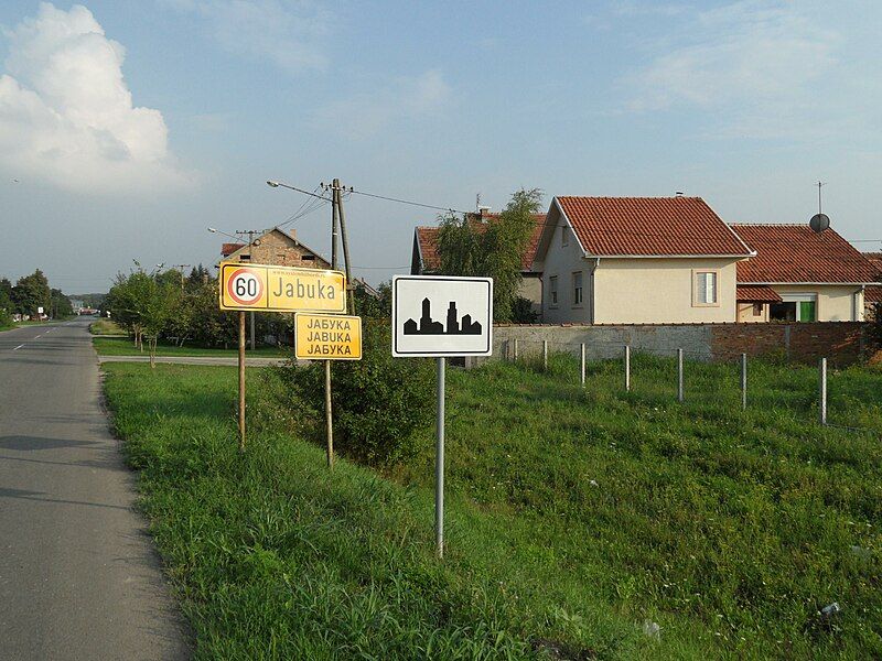 File:Jabuka place-name sign.JPG