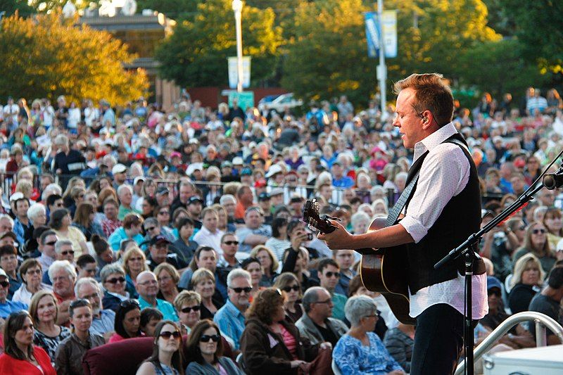 File:Kiefer Sutherland Band.jpg