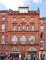 Facade with moulded terracotta decorations (19th c.)