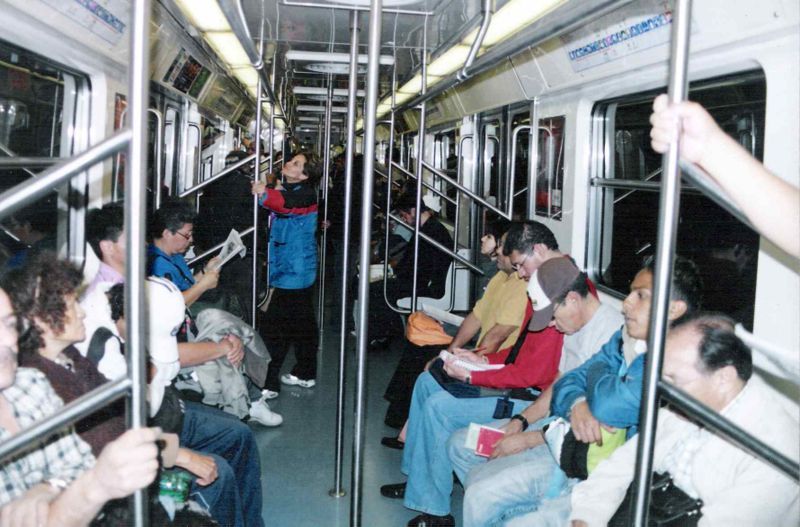 File:Metro Interior.jpg