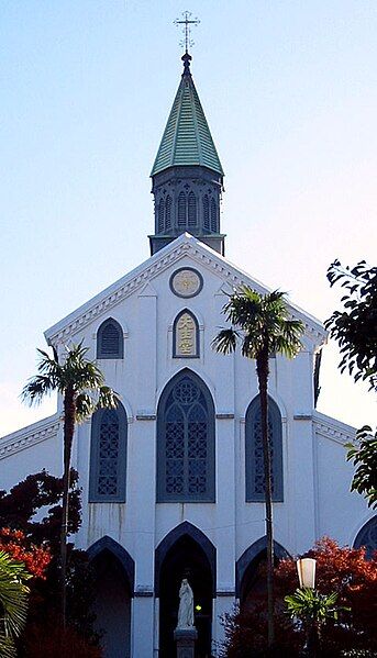 File:Oura Church.jpg