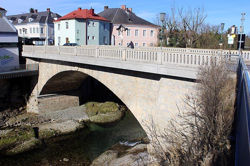 File:Purgstall-Marktbrücke1.JPG