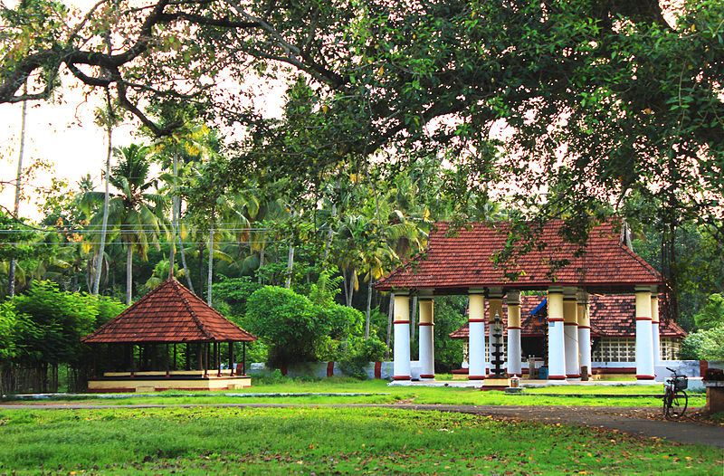 File:Puthiyakaav temple.jpg