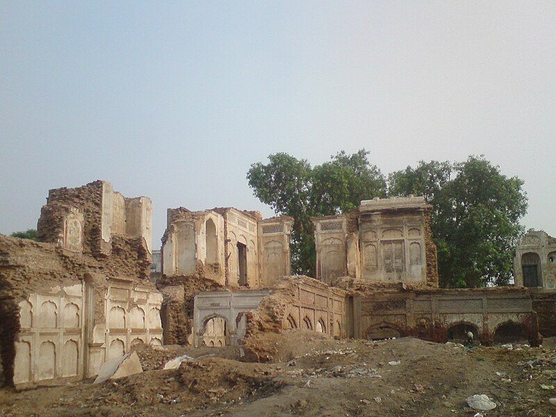 File:Siranwali Haveli.jpg