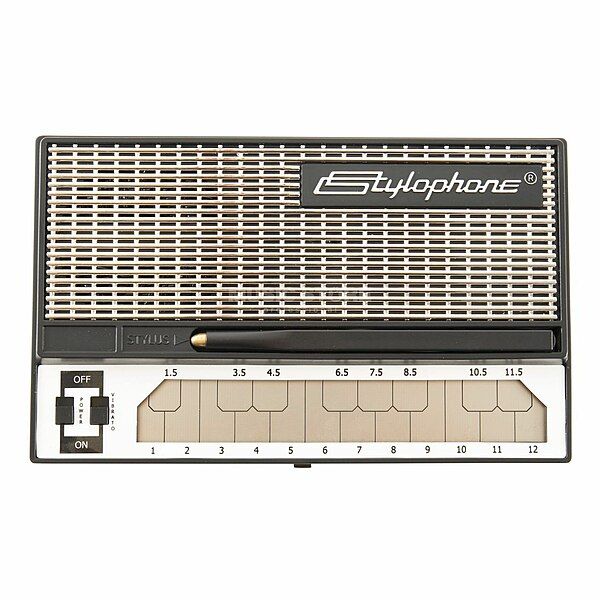 File:Stylophone3d.jpg