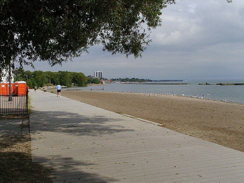 File:Sunnyside Waterfront View.JPG