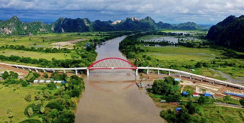 File:Thom-Malay-Bridge.jpg