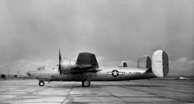 File:XB-32.jpg