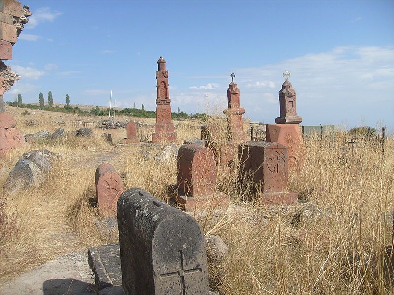 File:Գյուղատեղի Սասունիկ 05.JPG