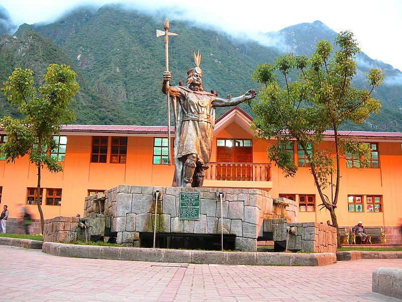 File:Aguas Calientes.JPG