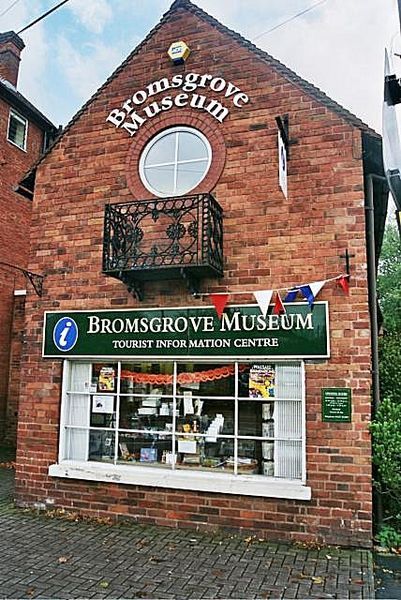 File:Bromsgrove Museum.jpg