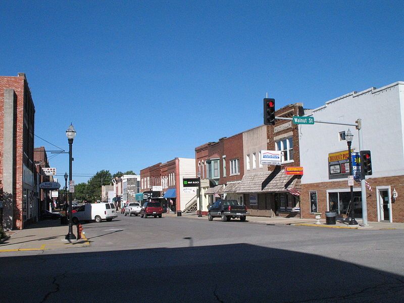 File:Cameron-town.jpg