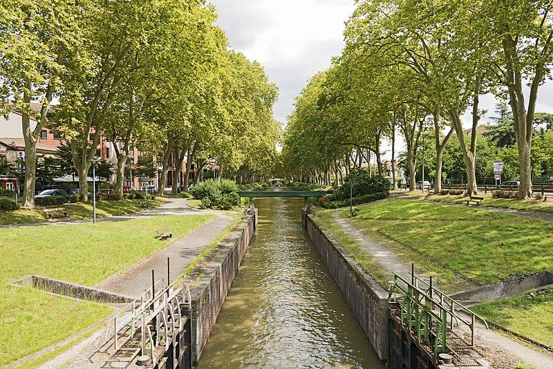 File:Canal de Brienne.jpg