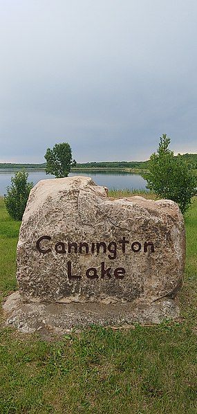 File:Cannington Lake.jpg