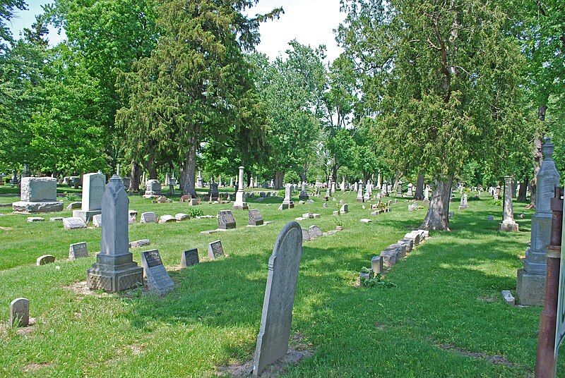 File:ClintonGroveCemeteryMountClemensMI2.jpg