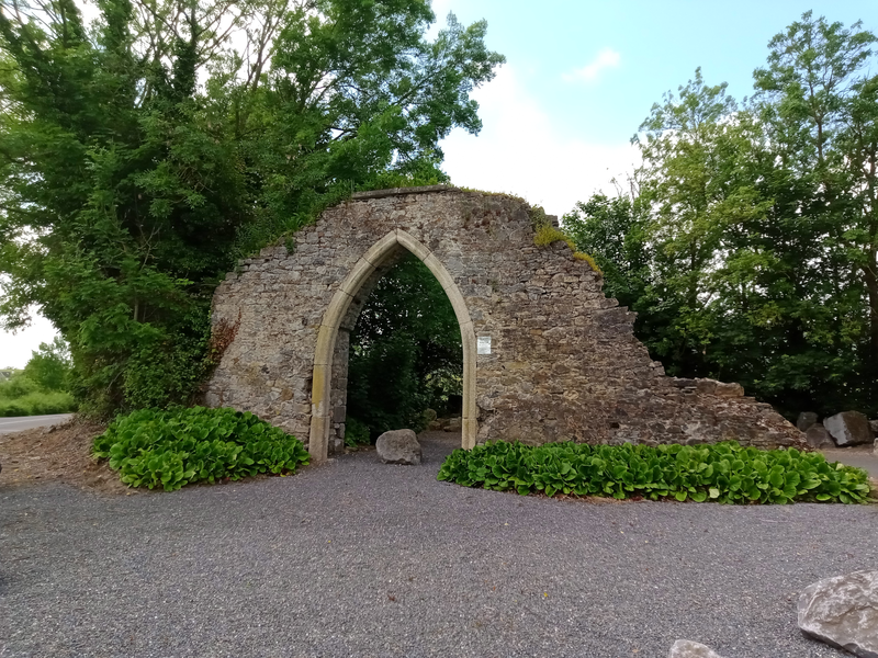 File:Clogrenan Castle ruin.png