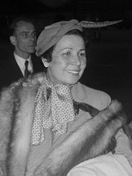 File:Elena Nikolaidi (1953).jpg