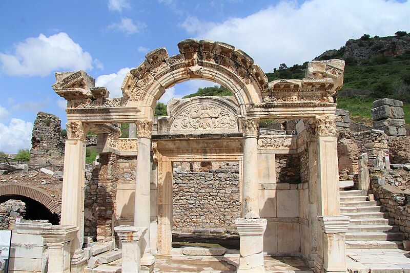 File:Ephesos 2013-03-26zzd.jpg