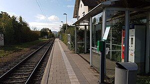 Shelter on single side platform